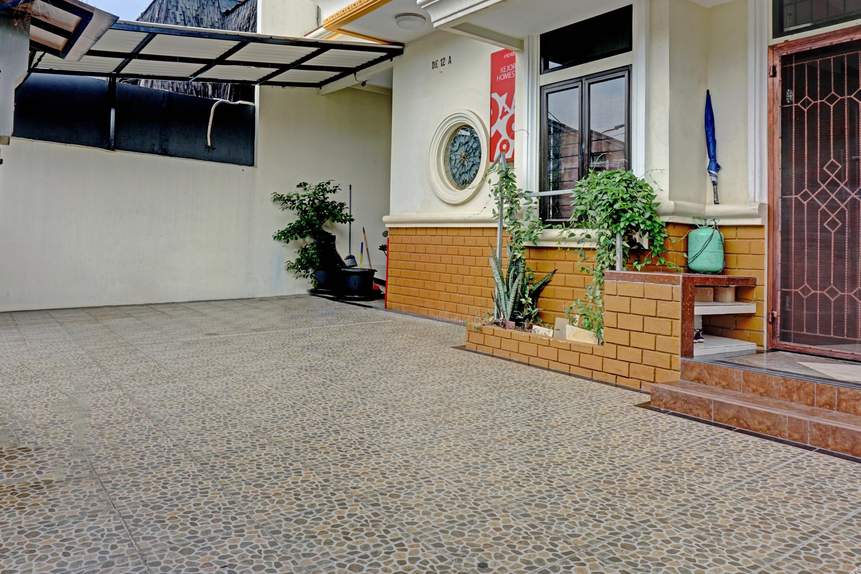 Oyo 90489 Kejora Homestay Τζακάρτα Εξωτερικό φωτογραφία